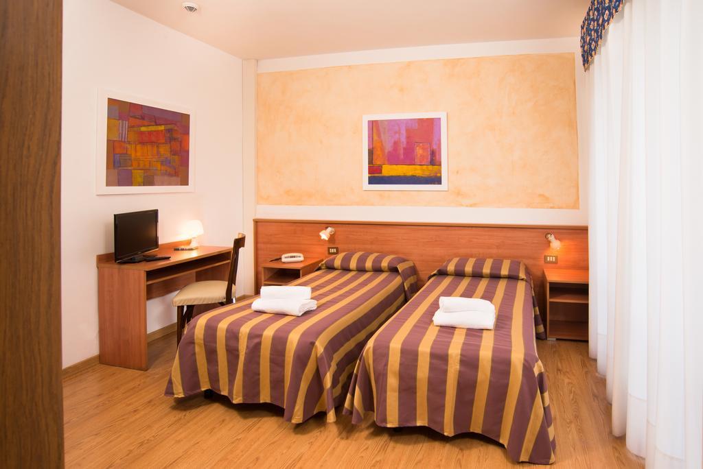 Hotel Antille e Azzorre Lido di Jesolo Camera foto